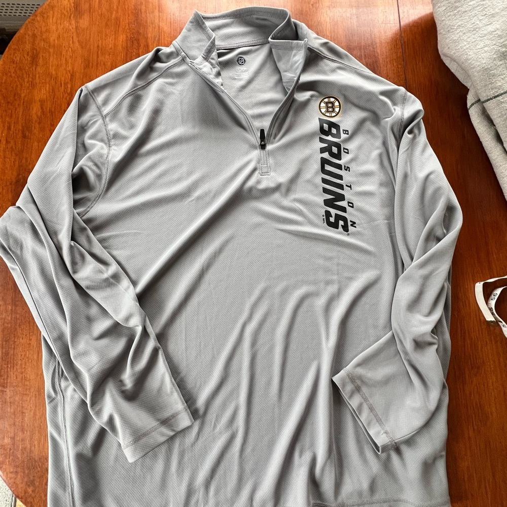 NHL Gray Pullover with Bruins Logo​
